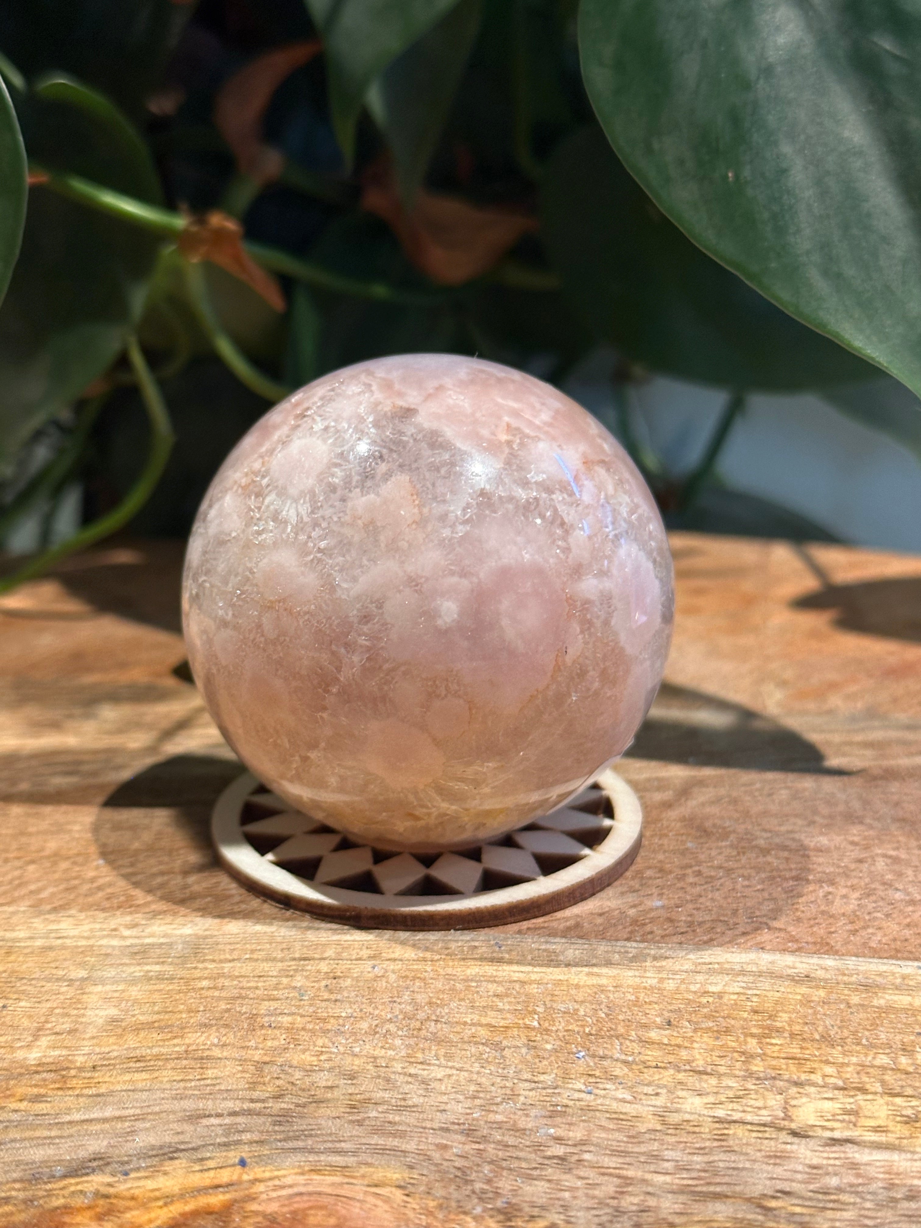 Roze Amethist Sphere