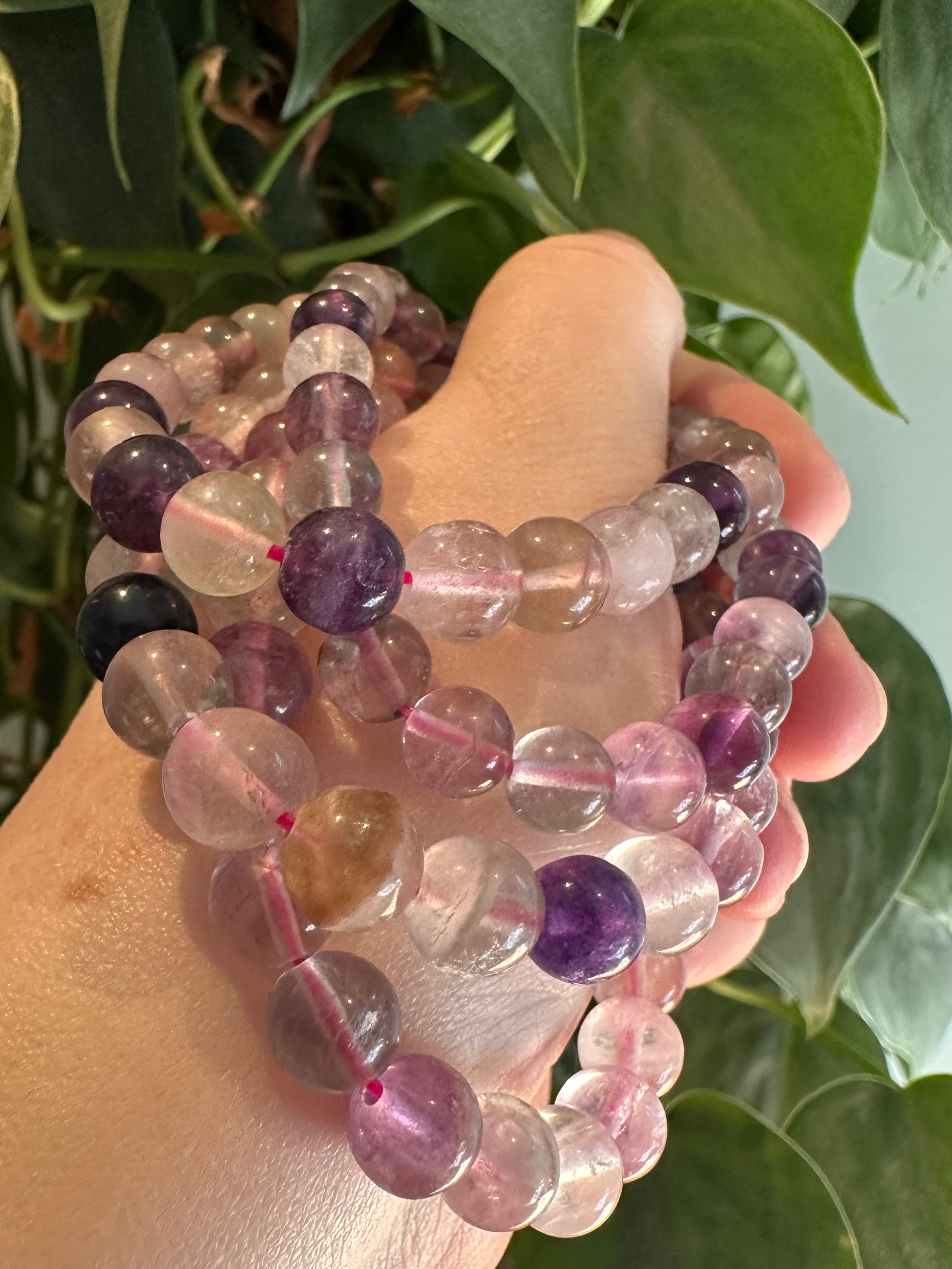 Fluoriet Armband mix 8mm. Geel/paars