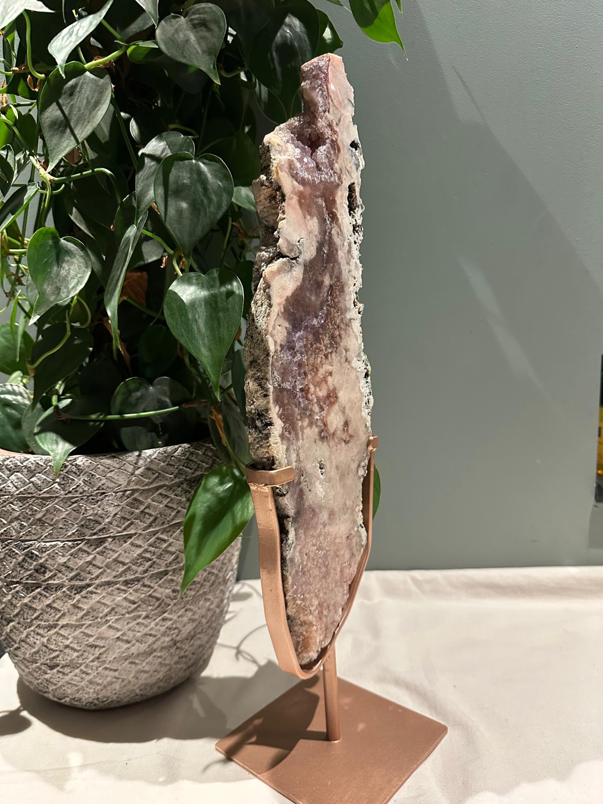 Roze Amethist Plak op Standaard #35