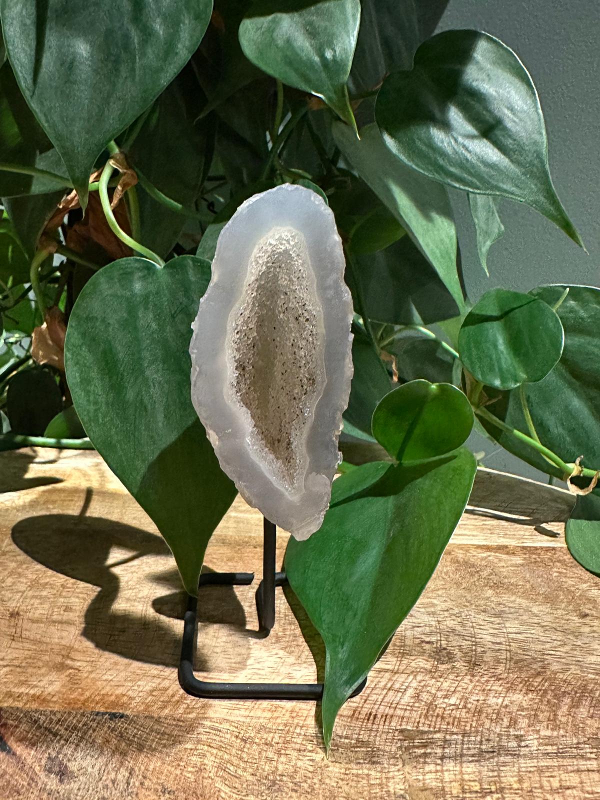 Agaat Geode op Standaard