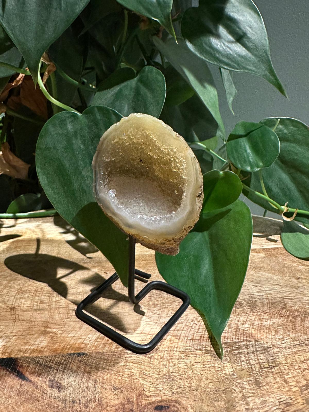 Agaat Geode op Standaard