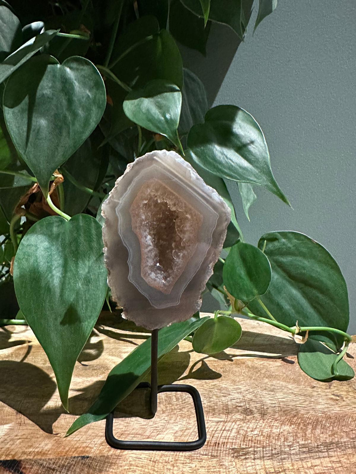 Agaat Geode op standaard