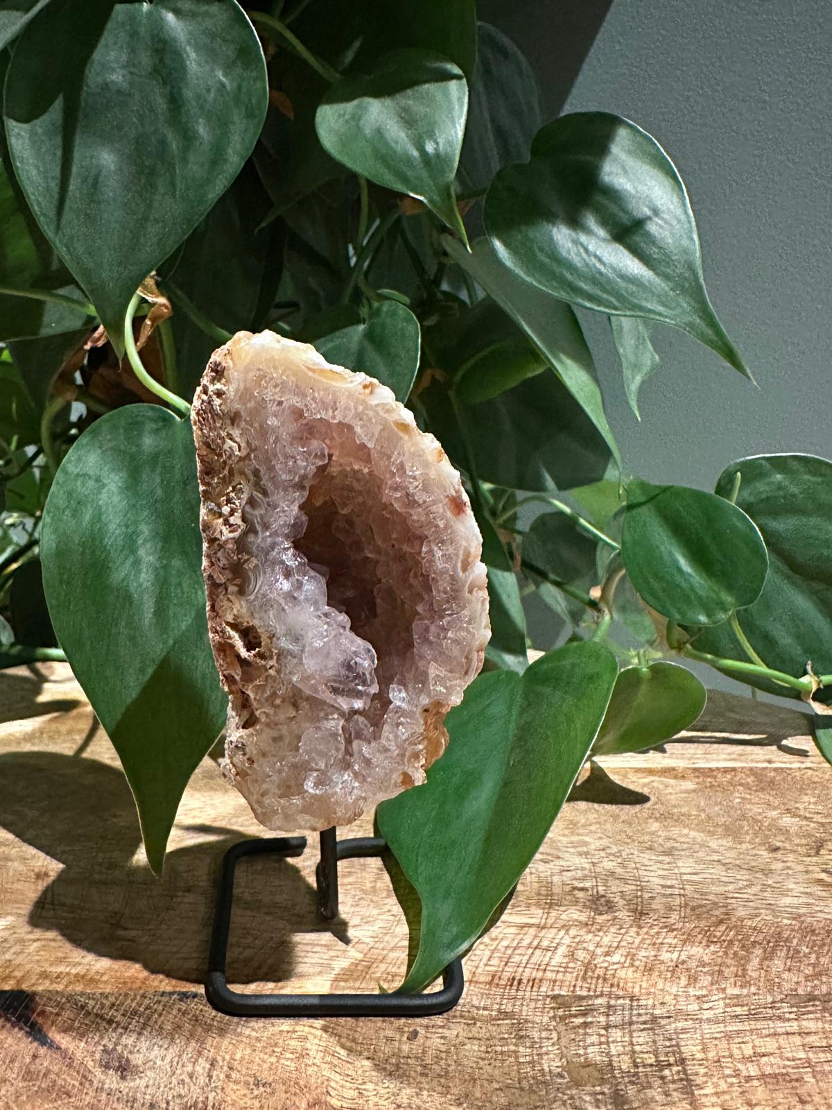 Agaat Geode op Standaard