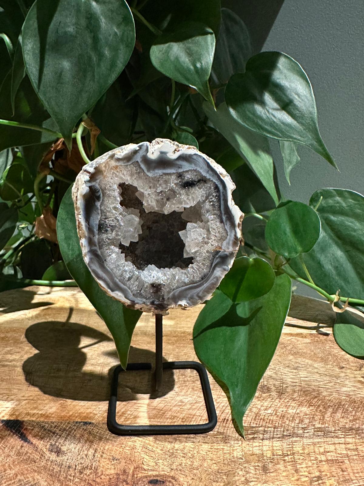 Agaat Geode op Standaard