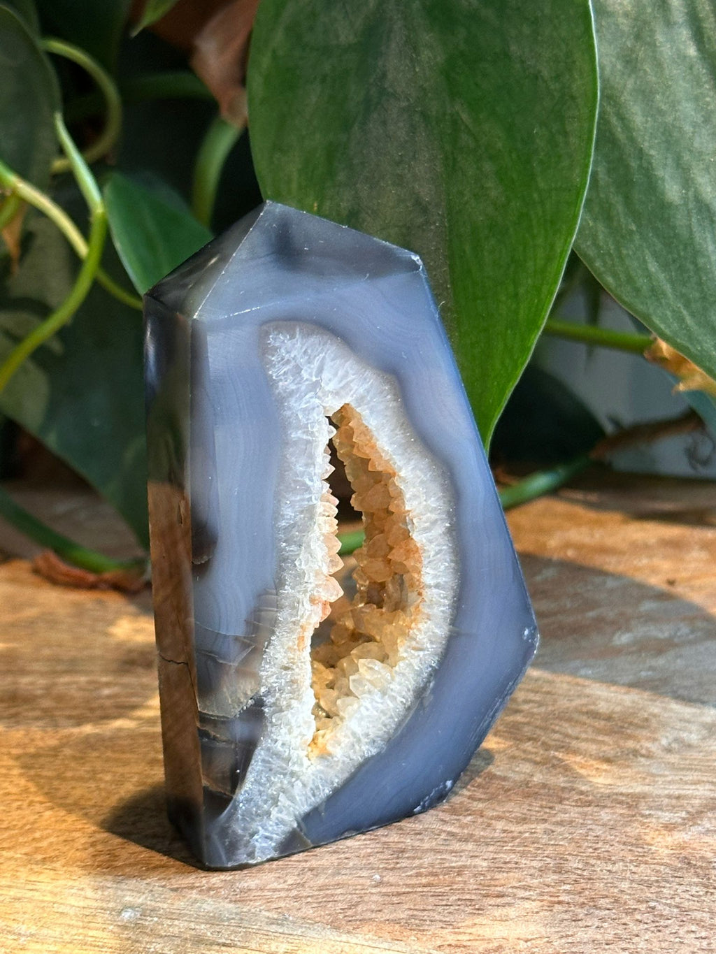 Druzy zwarte agaat toren #4