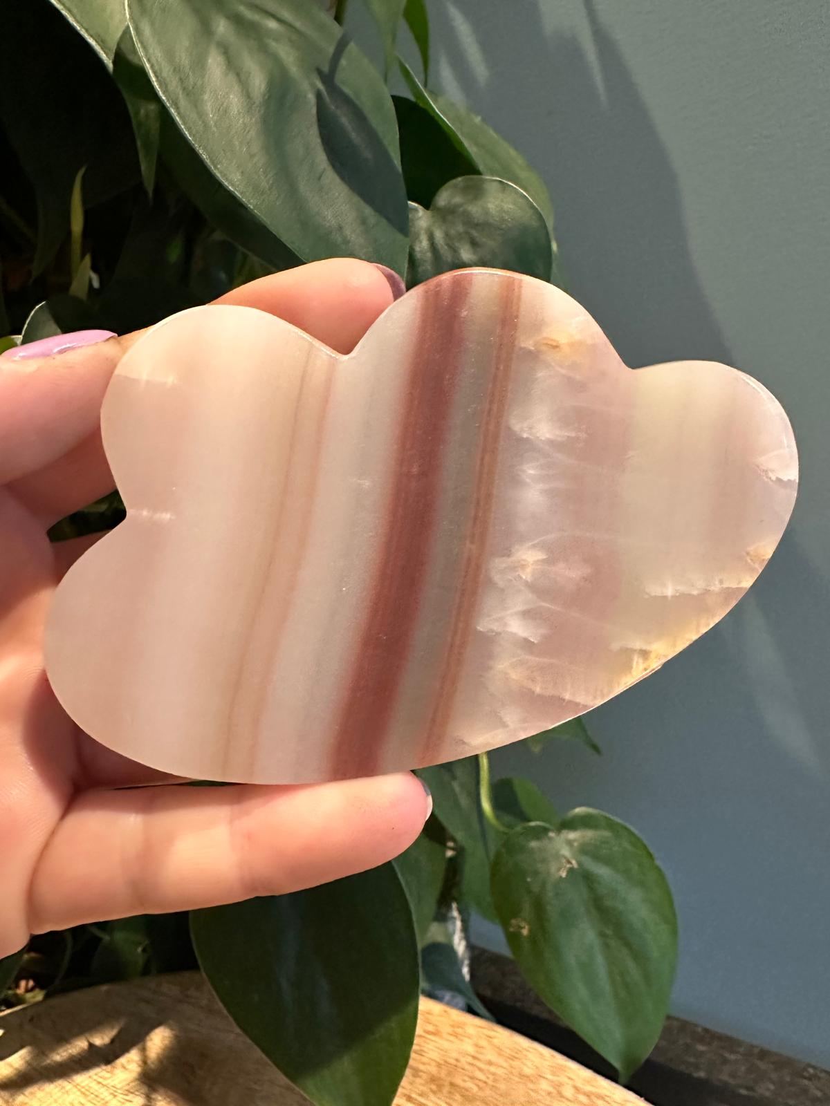 Pink Banded Onyx Wolken